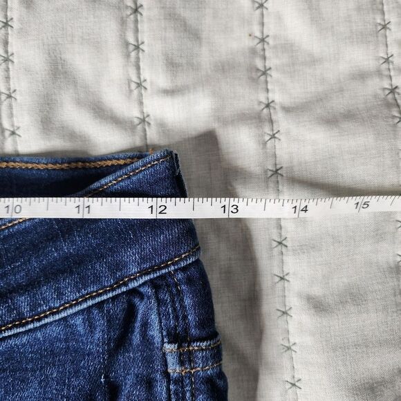 Madewell Mid Rise Skinny Jeans - Picture 5 of 8